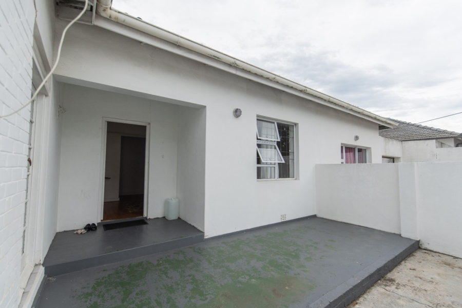 6 Bedroom Property for Sale in Newton Park Eastern Cape
